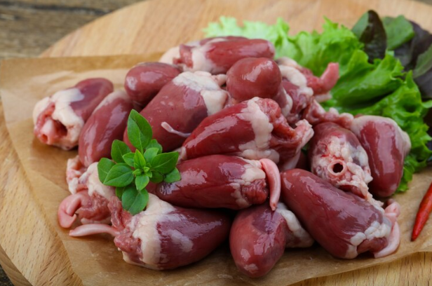 Ethically and sustainably raised chicken hearts. Artisan, nutrient dense with rich flavor for stews and Pâté. Premium quality.