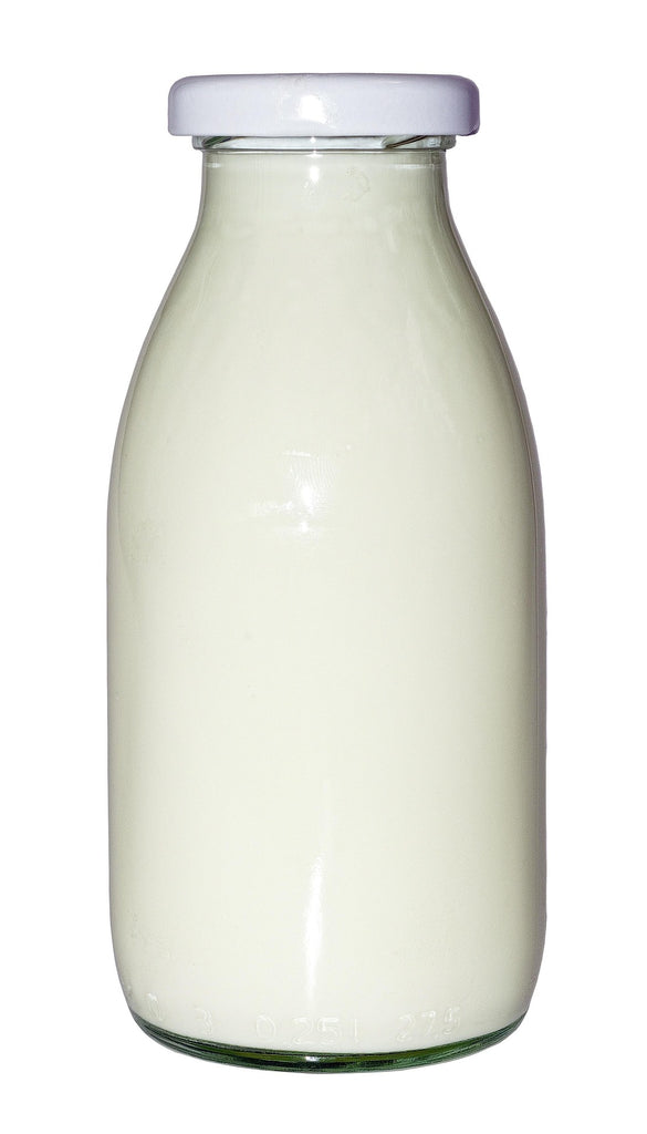 Pastured sustainable skim milk. Regenerative dairy rich in essential nutrients for immune and vision wellness.