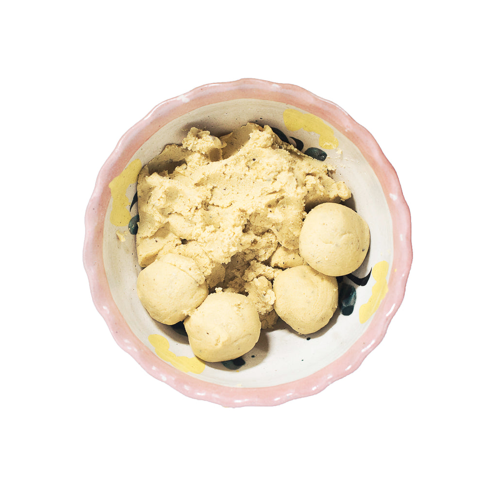 Organic Masa de Maíz Criollo Chile Guaque/Cilantro for hand made tortillas. Artisanal quality & clean ingredients for authentic flavor. Shop pure masa now!